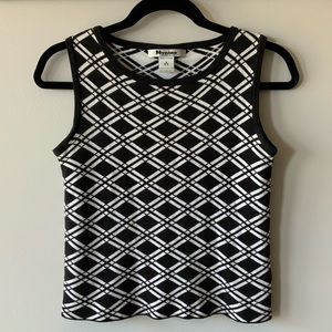 Black & White Diamond Print Sleeveless Top